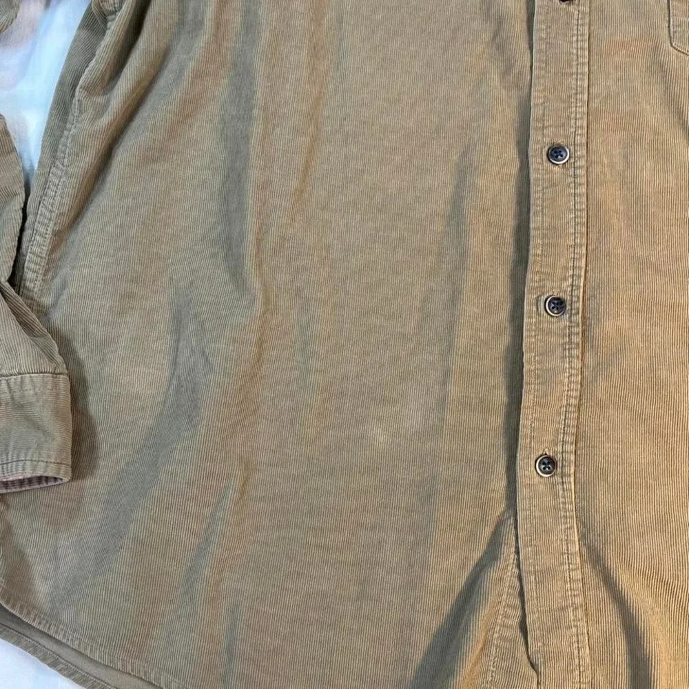 Hathaway Men's Tan Corduroy Long Sleeve‎ 100% Cotton Button Up Size Large